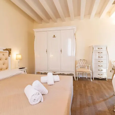 Residenza San Leonardo Apartment Venice Exterior photo